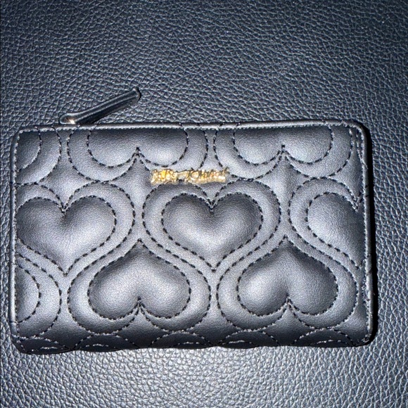 NWT $42 Betsy Johnson Bifold Wallet with Coin Pouch insert Black - Picture 1 of 3